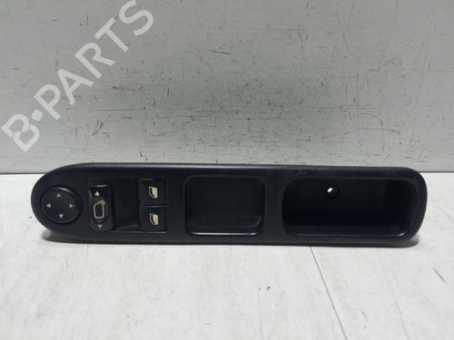 Used Left front window switch Left front window switch PEUGEOT 307 (3A/C) [2000-2012] 33412335 33412335