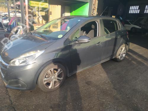 Shift knob PEUGEOT 208 I (CA_, CC_) | BP32345625I34