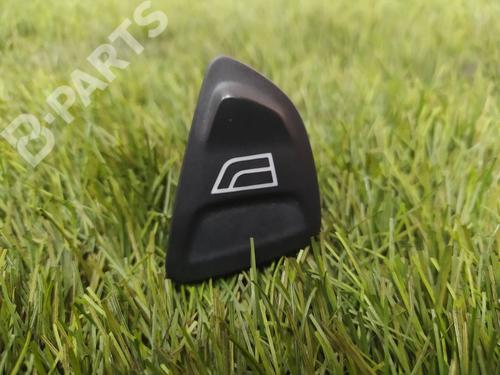 Used Right front window switch Right front window switch FORD KA (RU8) 1.2 (69 hp) 8703652 8703652