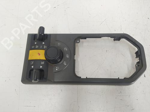Used Switch LAND ROVER DISCOVERY III (L319) 2.7 TD 4x4 (190 hp) 19330483