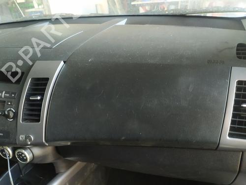 Used Glove box MITSUBISHI OUTLANDER II (CW_W) 2.0 DI-D (CW8W) (140 hp) 19073844