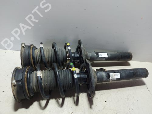 Høyre foran støtdemper SEAT LEON (5F1) [2012-2021]  18695632