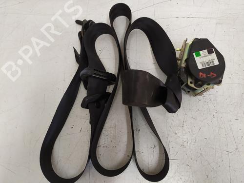 front-right-seatbelt-dacia-sandero-ii-2012-32428448 main image