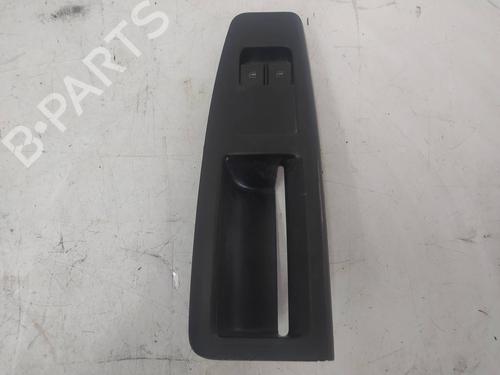 Used Left front window switch VW POLO (9N_, 9A_) 1.4 TDI (75 hp) 10713853
