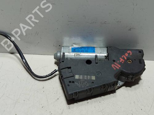 Moteur du toit ouvrant VW GOLF IV (1J1) 1.8 T (150 hp) 8704696