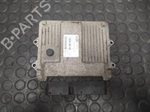 Used Engine control unit (ECU) FIAT DOBLO MPV (119_, 223_) 1.3 JTD 16V (70 hp) 8718365