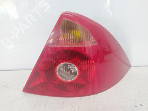 Used Right taillight FORD MONDEO III (B5Y) 1.8 16V (125 hp) 15511143
