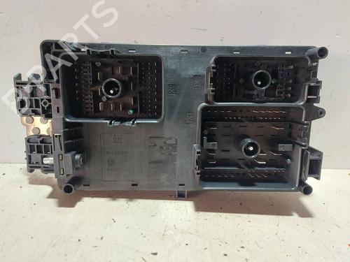 Fuse box OPEL INSIGNIA A Saloon (G09) 2.0 CDTI (69) | BP19538710E1 