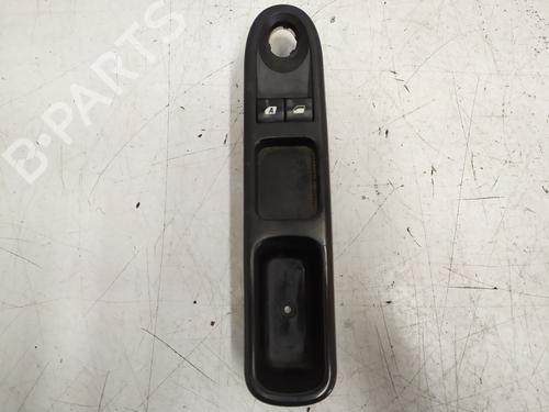 Used Left front window switch PEUGEOT 207 (WA_, WC_) [2006-2015]  31958184