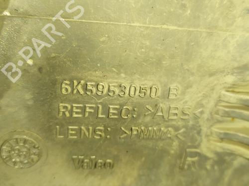 Right front indicator SEAT IBIZA II (6K1) 1.4 i | BP32303301C33 