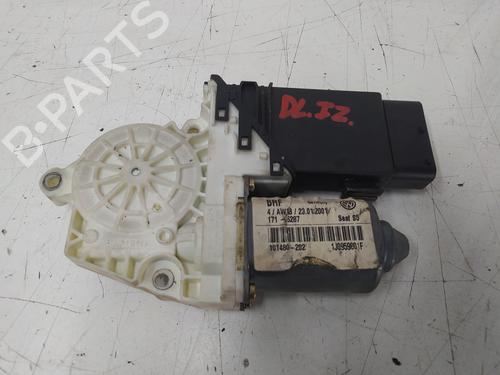 Left front window motor SEAT LEON (1M1)  | BP17511174E21 