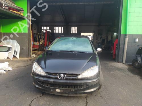 Fuse box PEUGEOT 206 Hatchback (2A/C) 1.4 HDi eco 70 | BP9219836E1