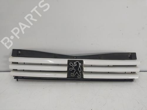 Used Grille FORD ESCORT VI (GAL, AAL, ABL) [1995-2002]  17323525