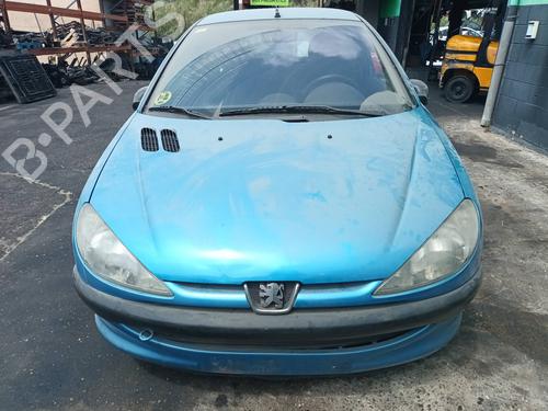 Brugte PEUGEOT 206 Saloon 1.4 (75 hp) 1484269