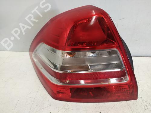 left-taillight-renault-megane-ii-saloon-lm01_-2003-32095459 main image