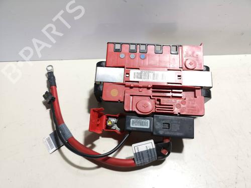 Used Fuse box BMW 1 (E87) 118 d (122 hp) 16049338