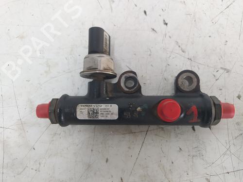Used Injection rail LAND ROVER DISCOVERY III (L319) 2.7 TD 4x4 (190 hp) 19330475