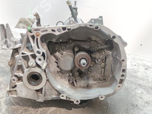 Gearkasse RENAULT MEGANE II (BM0/1_, CM0/1_) 1.5 dCi (BM0F, BM0T, BM2B, CM0F, CM0T) (82 hp) 8704857