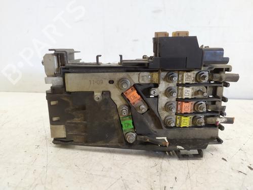 Used Fuse box PEUGEOT 3008 I MPV (0U_) [2009-2017]  30569923