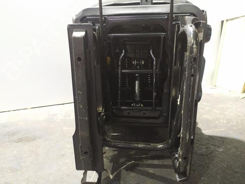 Left front seat IVECO DAILY VI Platform/Chassis  | BP32273513C15 