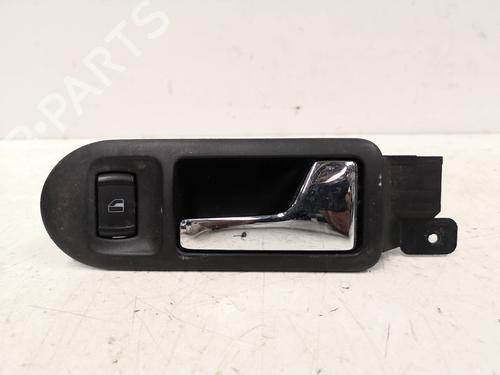 Used Front right interior door handle VW GOLF IV (1J1) 1.9 TDI (110 hp) 13911884