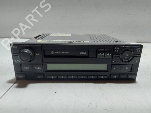 Używane Radio VW BORA I (1J2) [1998-2013]  30889341