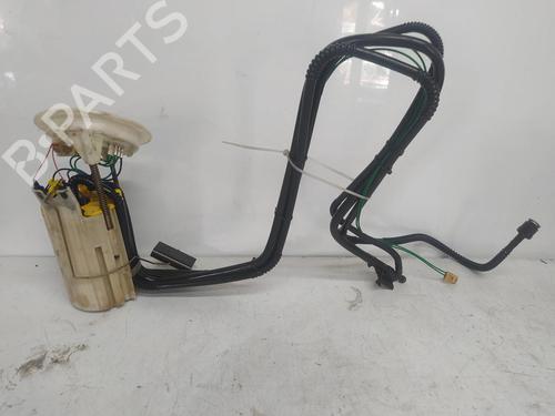 Used Fuel pump BMW 5 (E60) 525 d (197 hp) 12510415