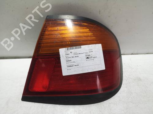 Used Right taillight NISSAN PRIMERA (P11) [1996-2002]  8709570