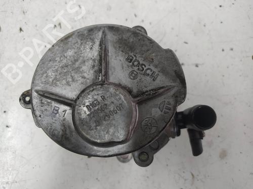 Used Vacuum pump RENAULT SCÉNIC II (JM0/1_) 1.9 dCi (JM14) (131 hp) 9578464