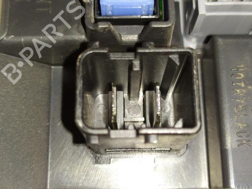 Fuse box PEUGEOT 208 I (CA_, CC_) | BP32345627E1