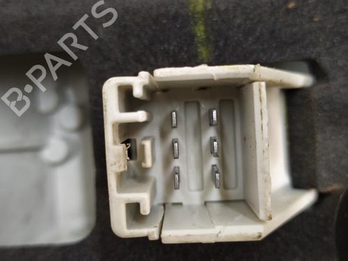 right-taillight-ford-fusion-ju_-2002-2003-2004-2005-2006-2007-2008-2009-2010-2011-2012-32196598 main image