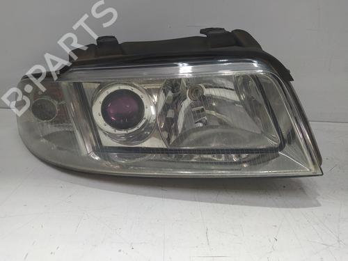 Used Right headlight AUDI A4 B5 Avant (8D5) 2.4 (165 hp) 24372593
