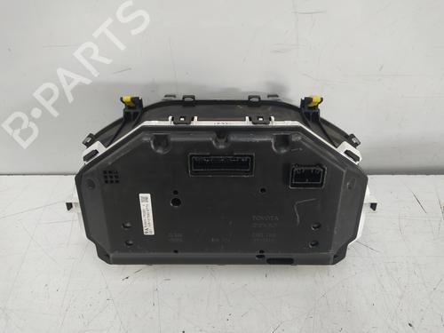 Instrument cluster TOYOTA YARIS (_P13_) 1.5 (NSP131_) | BP26007180C47 