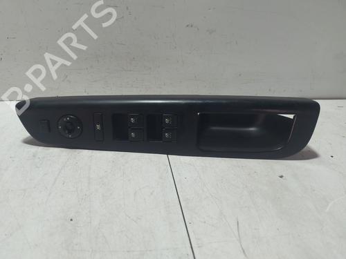 left-front-window-switch-kia-ceed-hatchback-ed-2006-2007-2008-2009-2010-2011-2012-37033250 main image