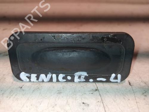 Trunk håndtak RENAULT GRAND SCÉNIC II (JM0/1_) 1.6 (113 hp) 10977531