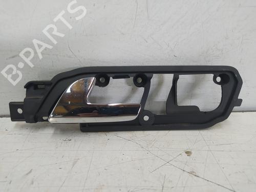 Used Front left interior door handle VW POLO IV (9N_, 9A_) 1.2 (54 hp) 28671828