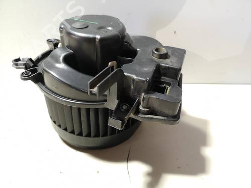 Used Heater blower motor MERCEDES-BENZ C-CLASS Coupe (CL203) C 180 Kompressor (203.746) (143 hp) 16996682