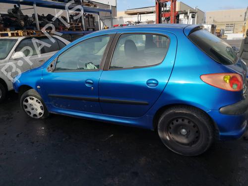 Used Parts PEUGEOT 206 Saloon 1.4 (75 hp) 1599301