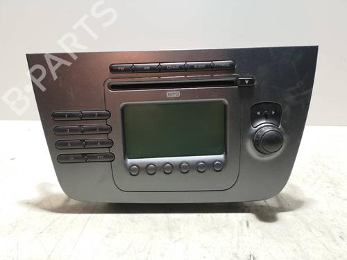 Used Radio SEAT LEON (1P1) [2005-2013]  15734819