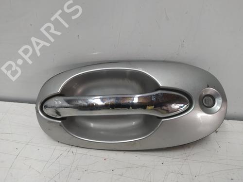 Used Front right exterior door handle KIA CARNIVAL II (GQ) [1999-2007]  16359192