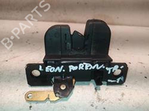 Bakluke lås SEAT LEON (1M1)  | BP8954324C101 