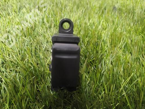 Used Right front window switch Right front window switch NISSAN ALMERA II (N16) 1.8 (116 hp) 8703296 8703296