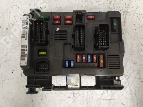Used Fuse box Fuse box 39535439 39535439