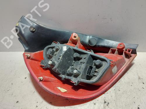 Right taillight RENAULT CLIO III (BR0/1, CR0/1) 1.2 16V (BR0R, BR1D, BR1L, CR0R) | BP28129889C35 