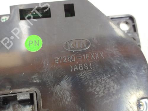 Climate control KIA SPORTAGE II (JE_, KM_) | BP31952356I5