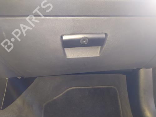 Used Glove box BMW 3 (E90) 318 d (122 hp) 18118424