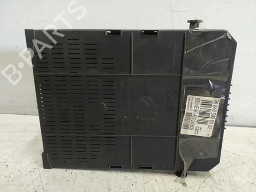 Fuse box PEUGEOT 3008 I MPV (0U_) | BP30569913E1