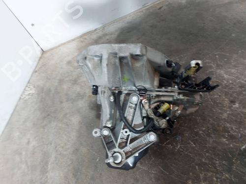 Gearbox DACIA SANDERO  | BP31584886M3  - Image 6