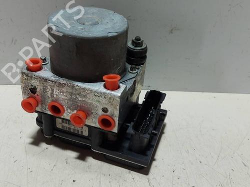 Used ABS pump NISSAN MICRA III (K12) 1.4 16V (88 hp) 17520209