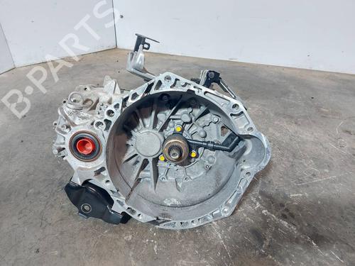 gearbox-hyundai-i30-fastback-pde-pden-2017-39889676 main image